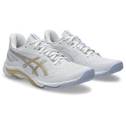 Asics - 1052A083 - NETBURNER BALLISTIC FF 4 - 102 WHITE/CHAMPAGNE - ženske tenisice 2025